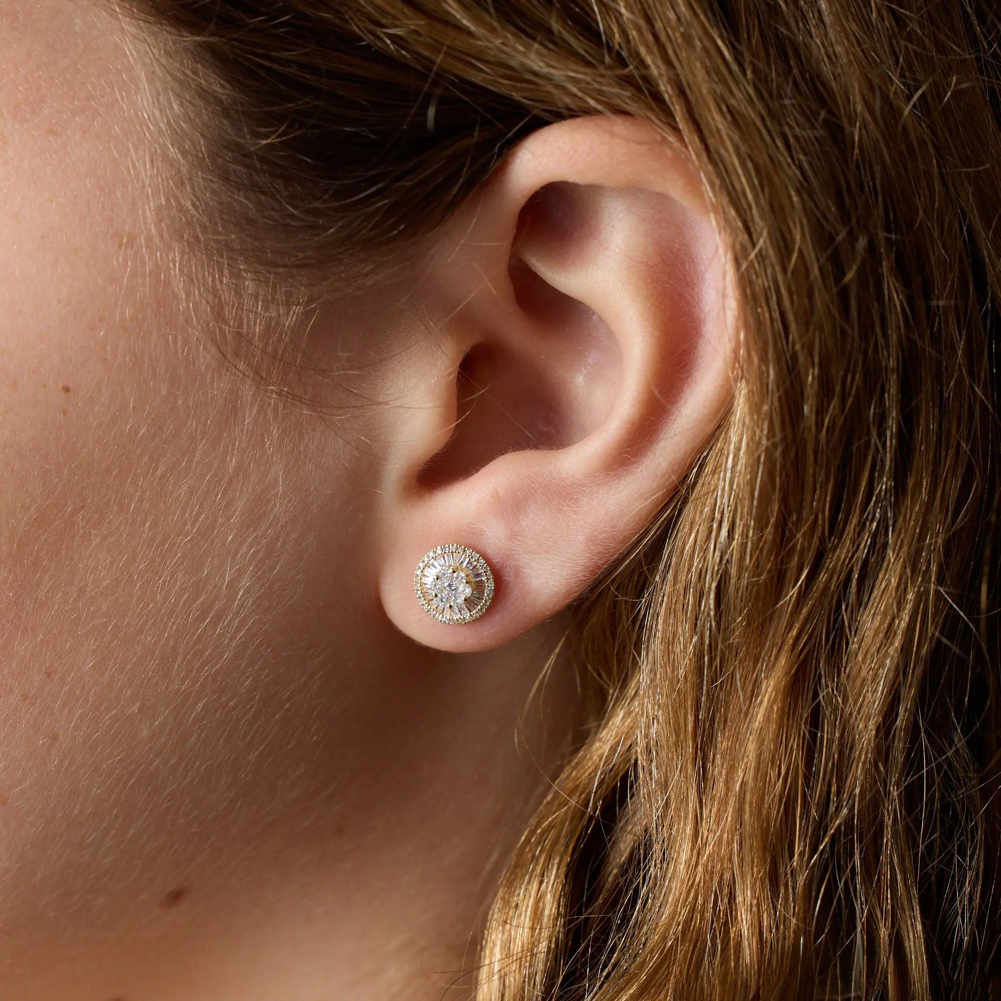 Diamond Halo Stud Earrings in 18K Gold
