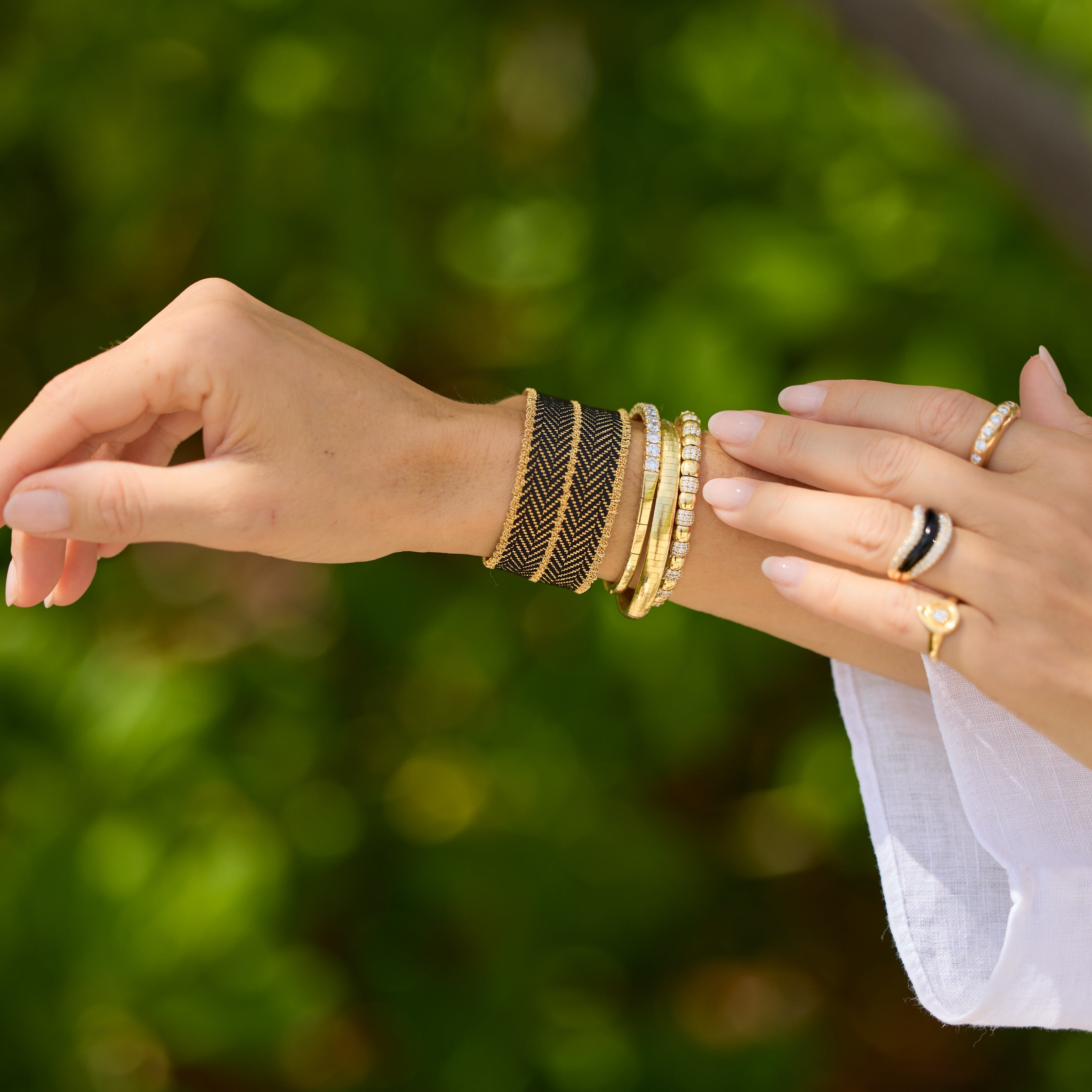 Silk Wire Bracelet in Yellow Gold-Dipped Silver